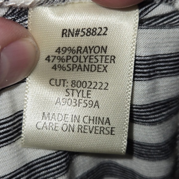 Max Studio Womens Striped Tiered Midi Dress Black Grey Flutter Sleeve V-Neck M - Picture 8 of 8